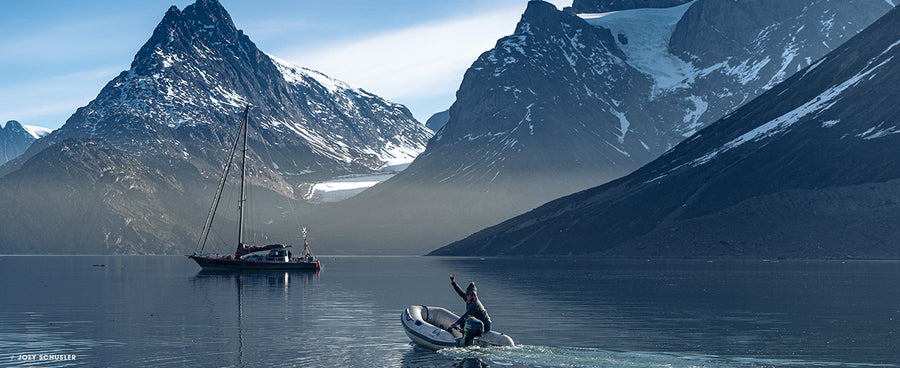 Rachael Burks rips the dinghy back to the boat
